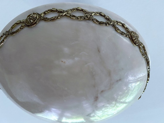 Image 1 of Lampada a sospensione in alabastro e bronzo in stile Art Déco francese