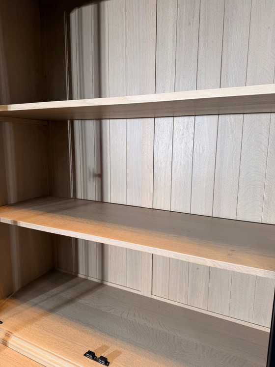 RR Interiors Oak Display Cabinet – Glass (photo 5 of 7)