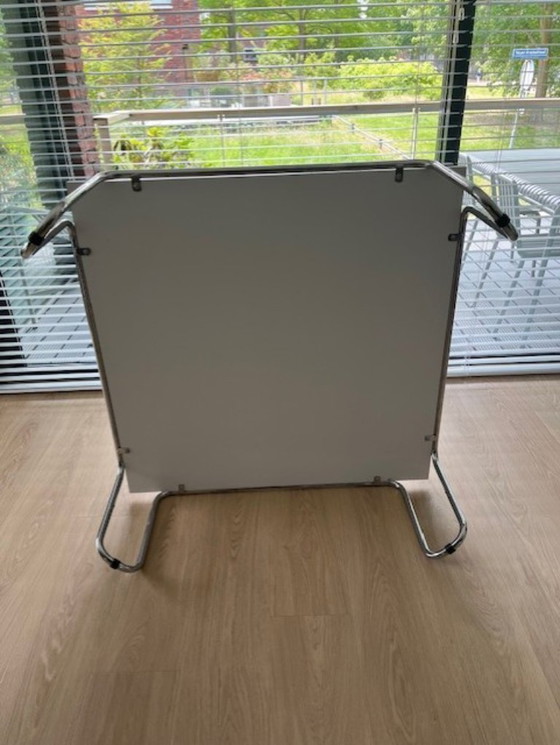 Image 1 of Mesa de centro con tapa de mármol suelta