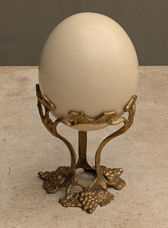 Image 1 of Straußenei auf Jugendstilornament