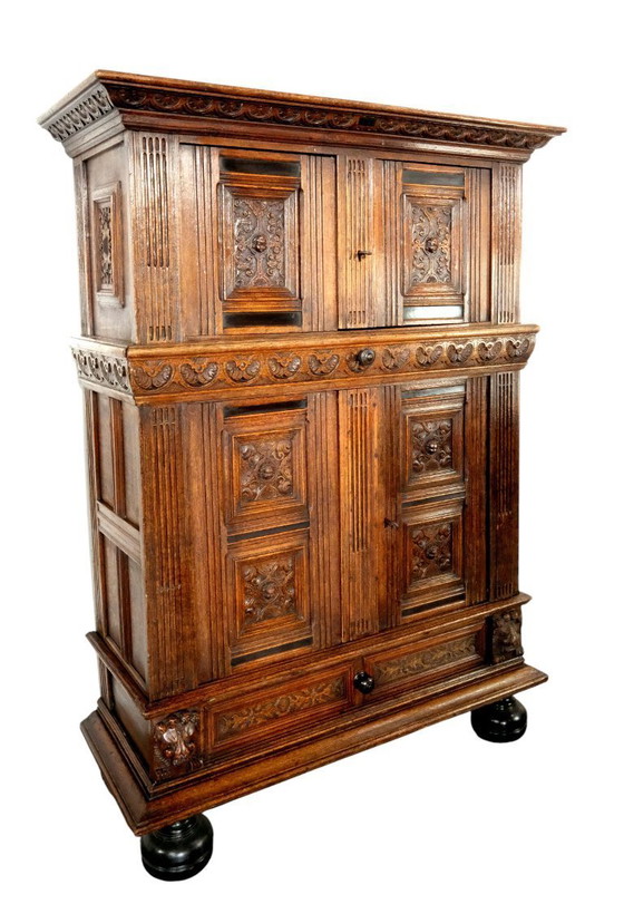 Image 1 of Fino armario Pilaster holandés del siglo XVII