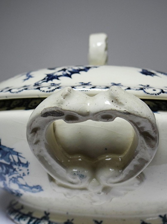 Image 1 of Sopera antigua de porcelana opaca Gien, 1890-1910, diseño de piedra de hierro, diseño Chardons