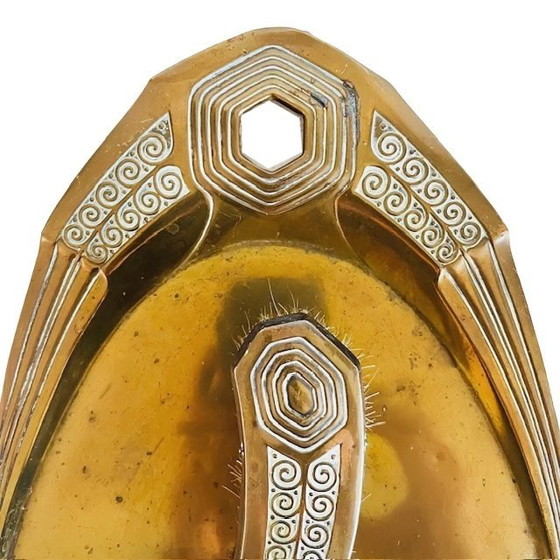 Image 1 of Pelle et balayette Art Déco anciennes, en laiton, années 1920