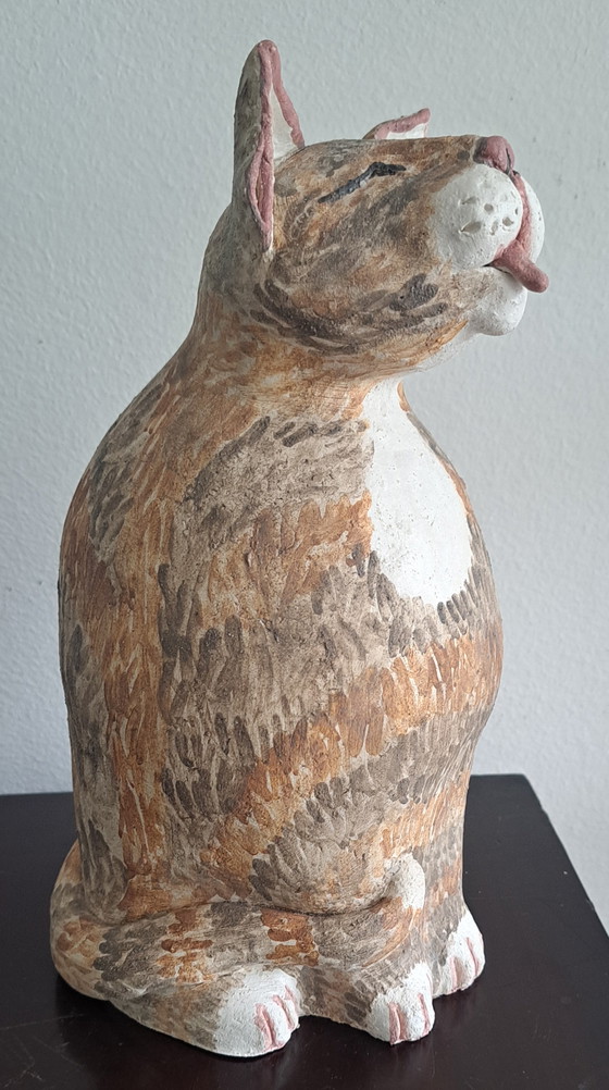 Image 1 of Scultura di gatto in ceramica, realizzata a mano.