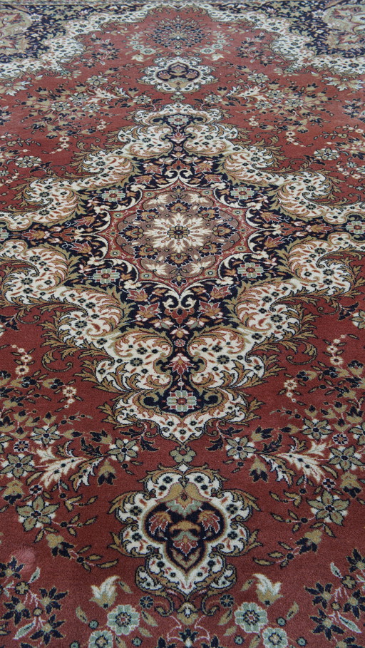 Large Rug 345x249cm