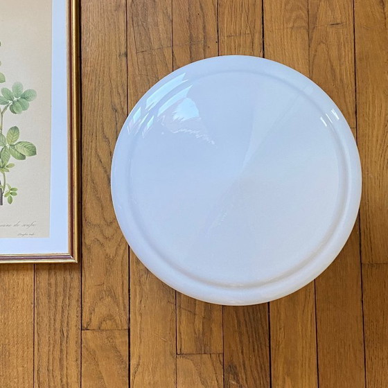 Image 1 of Opaalglazen plafondlamp, 30 cm, wit, wandmontage, roestvrijstalen voet