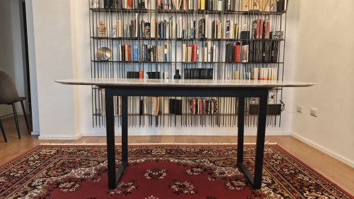 Carrara marble table