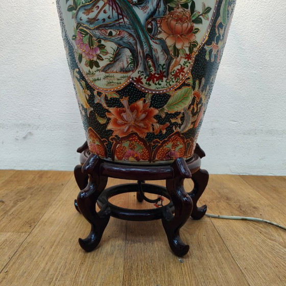 Image 1 of Antique vase lamp, Chinese table lamp, porcelain bedside lamp