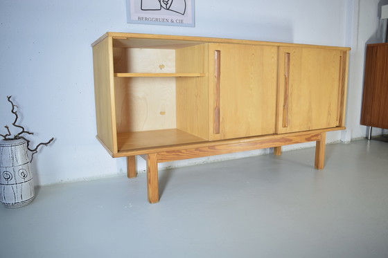 Image 1 of Deens dressoir/commode uit de jaren 70, vintage model.