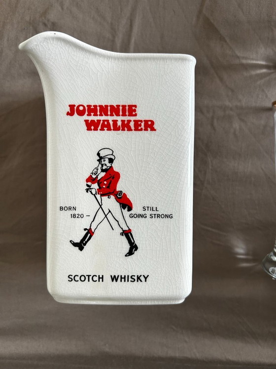 Image 1 of brocca d'acqua vintage di Johnny Walker