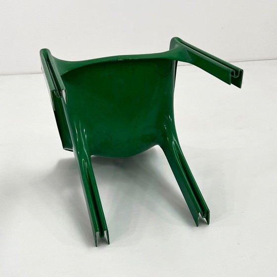 Fauteuil Gaudi Vert par Vico Magistretti pour Artemide, 1970s – Plastic (photo 10 of 11)
