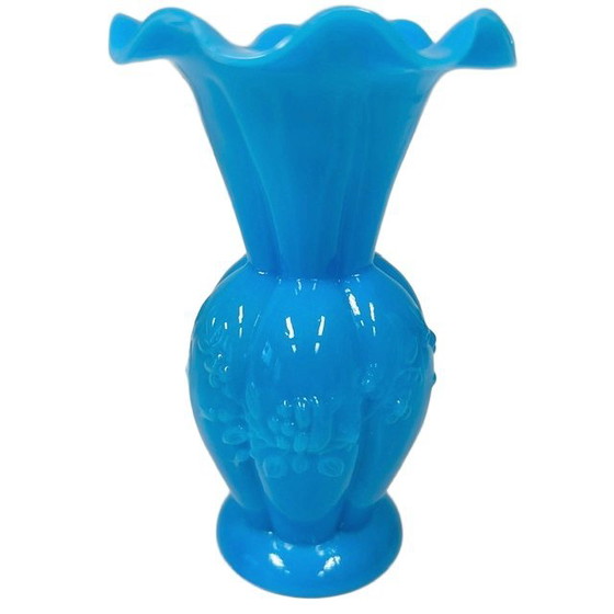 Image 1 of Antiek Frans Victoriaans blauw opaline glas vaasje 1920's