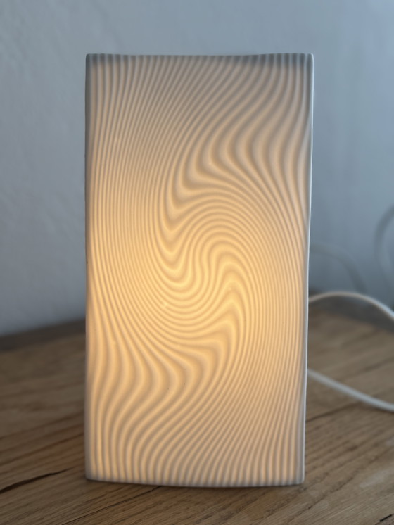 Image 1 of Vintage tafellamp wit van keramiek jaren 80