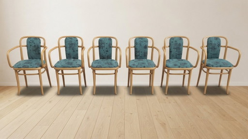 Set di 6 Poltrone A 811 di Josef Hoffmann per TON, Faggio Curvato, Cecoslovacchia, 55 × 50 × 80 Cm – fauteuils (photo 2 of 8)