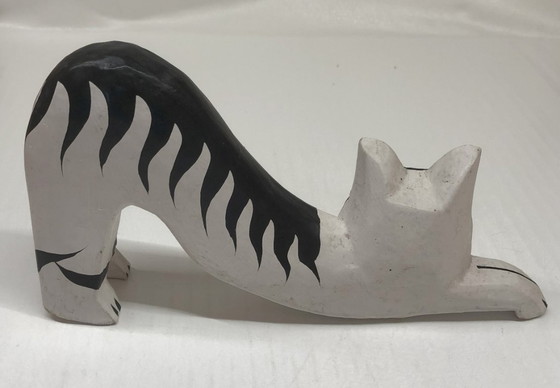 Image 1 of Gatto reclinabile in legno dipinto a mano da Laurel Burch