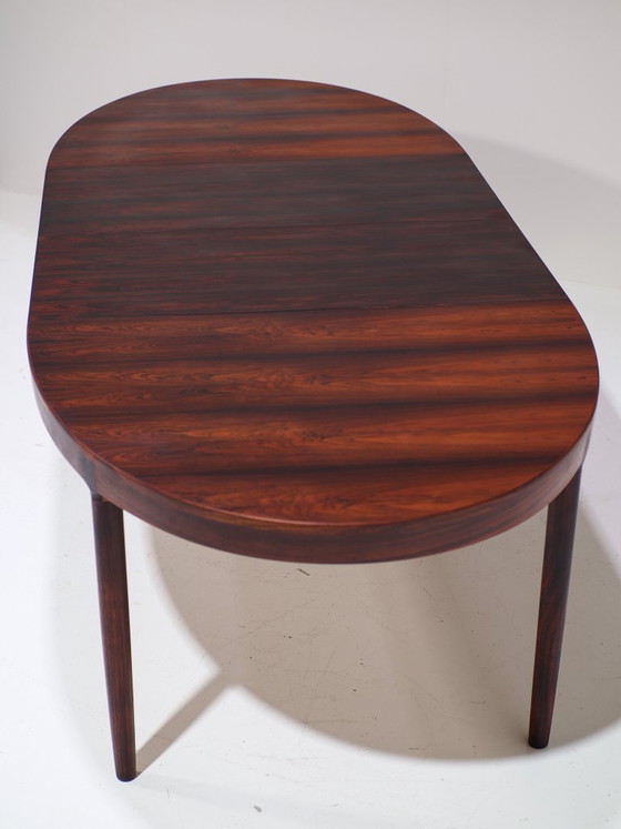 Image 1 of Table de salle à manger ovale extensible Harry Østergaard en palissandre, années 1960