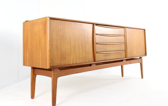 Image 1 of Credenza Svend Aage Madsen per K. Knudsen & Son vintage 