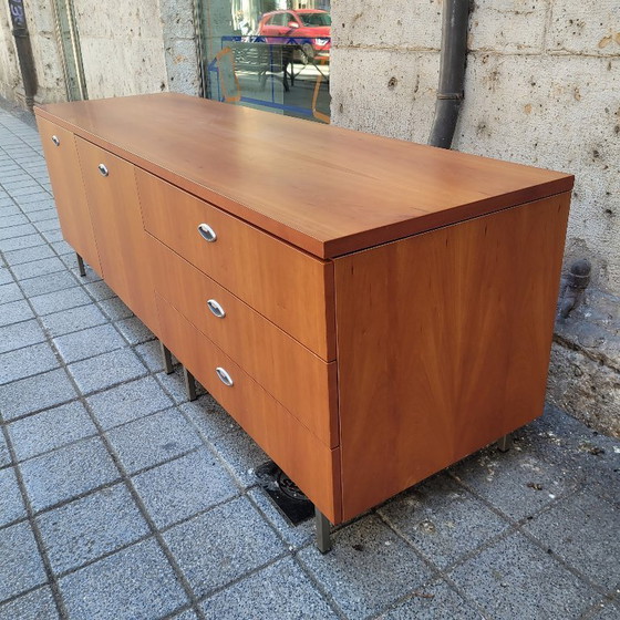 Image 1 of Sideboard / enfilada in walnut wood and steel, following George Nelson, Mid-century, 70’s