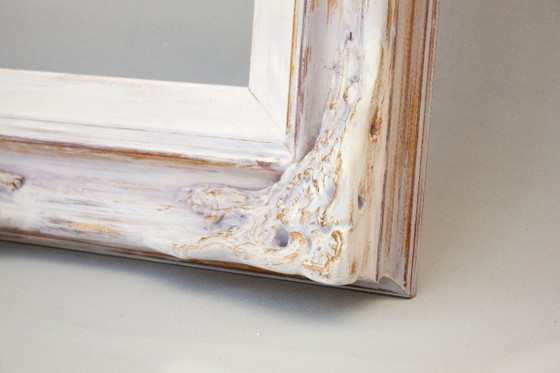 Image 1 of Handgemaakte vintage barokke houten lijst in Lodewijk XVI-stijl. Uniek exemplaar. Exclusieve kleur.