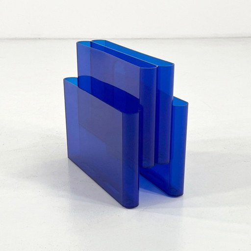 Porte-revues en Lucite bleue de Giotto Stoppino pour Kartell, années 1970