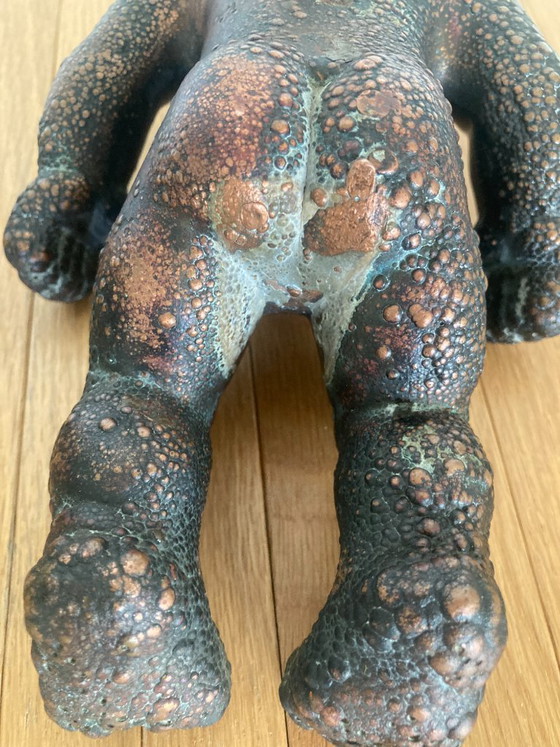 Due Sculture di Torso di Gorilla, Metallo Scuro, Nero (foto 5 di 11)
