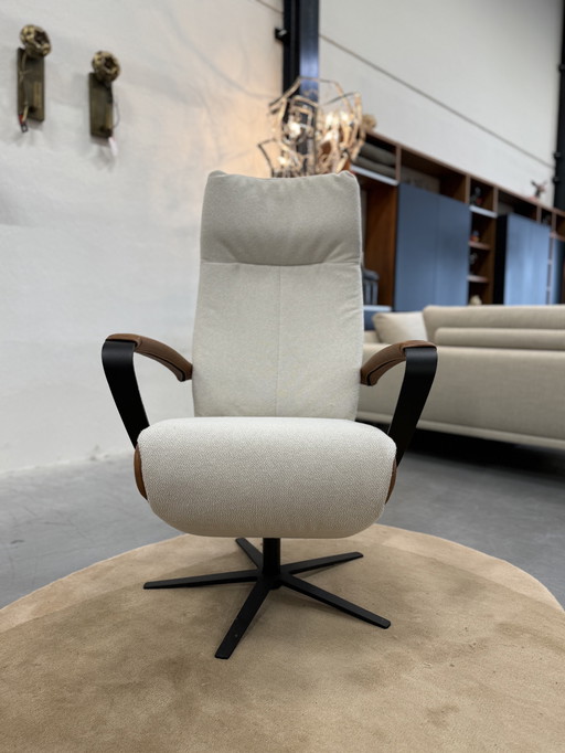 New The Future Twice 170 Electric Recliner On Battery