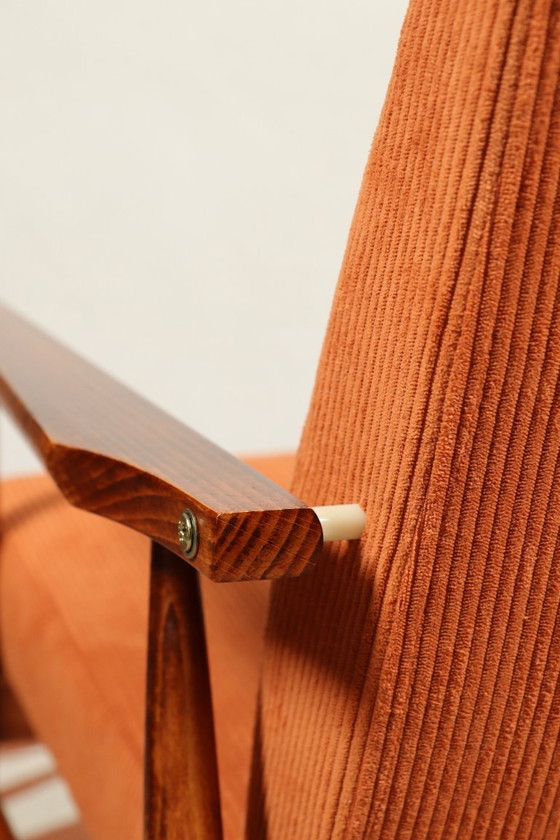 Image 1 of Vintage fauteuil papaya oranje ribfluweel Mid Century Modern ontwerp door H.Lis