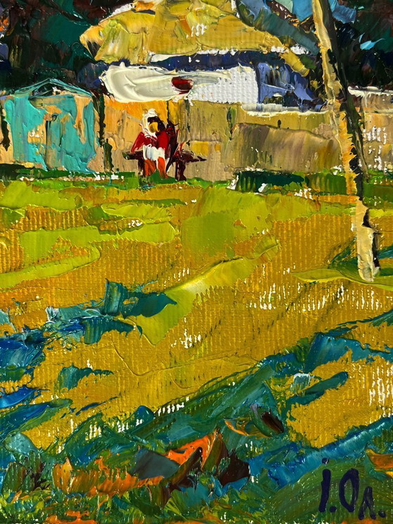 Image 1 of Midi au village