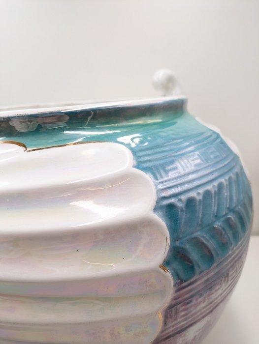 Image 1 of Laveno, Christopher DRESSER (1834-1904) - Vaas - Keramiek