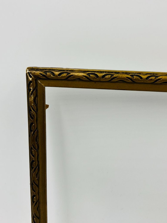 Image 1 of Set aus zwei antiken Holzrahmen mit altgoldener Oberfläche