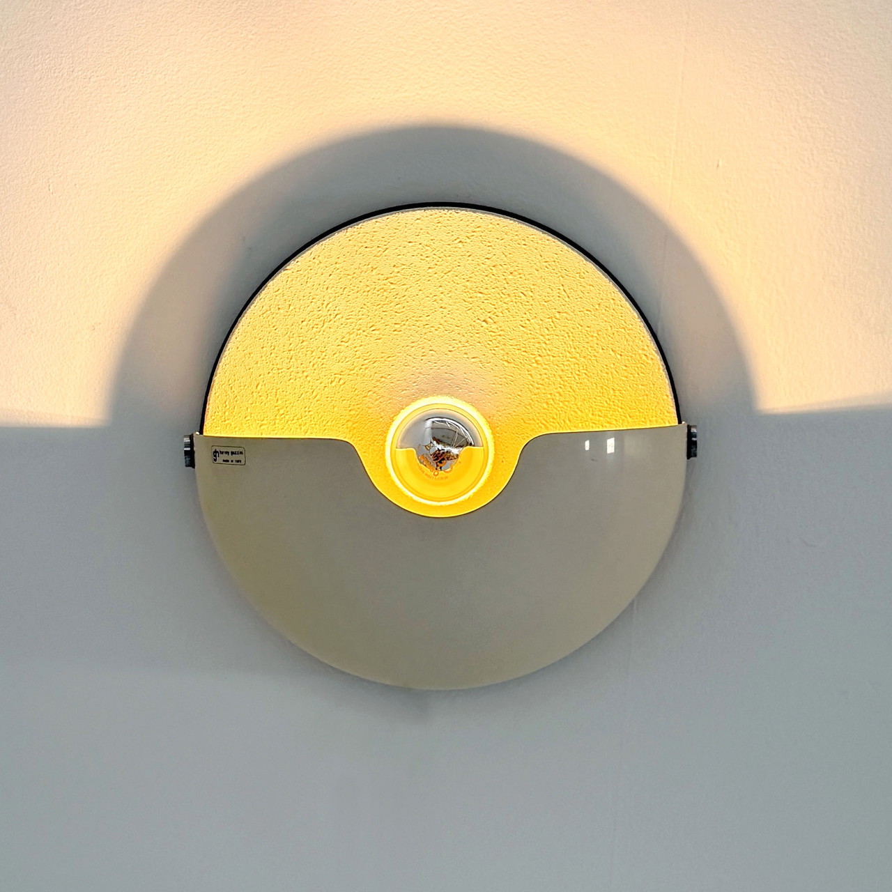 Aplique de pared Mezzanotte de Guzzini, años 70