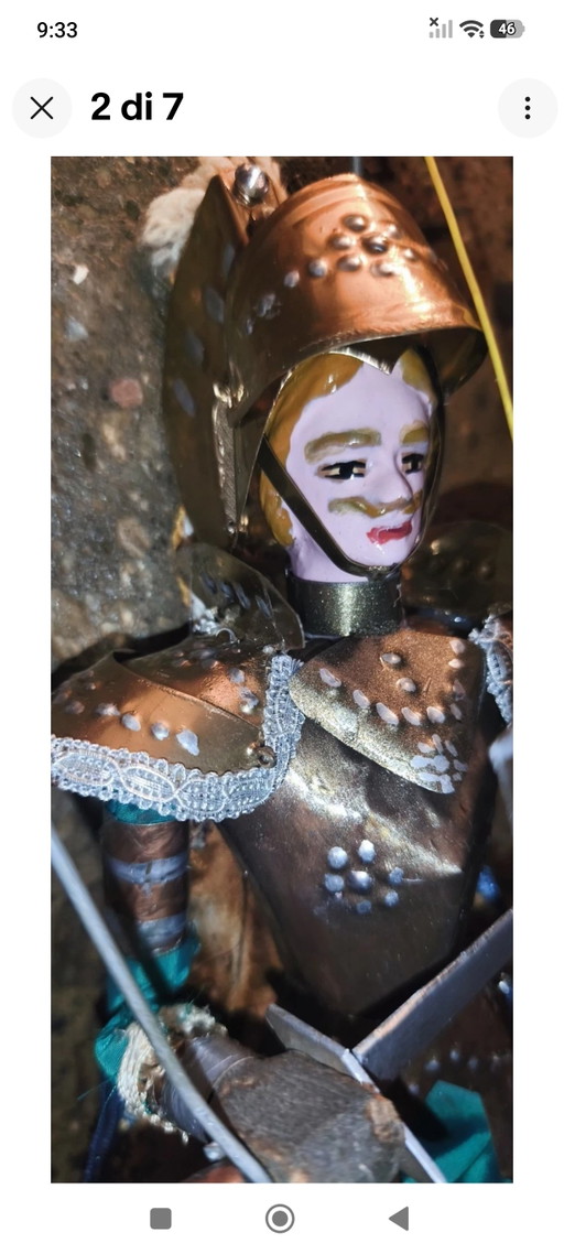 Marionnette vintage, 40 cm, armure en laiton, pour cérémonie d'honneur – decoratieve objecten, Metal, Textile (photo 2 of 6)