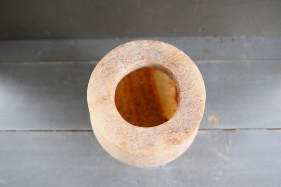 Image 1 of Antique Egyptian vase Alabaster natural tones