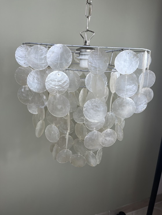 Image 1 of Suspension pétales de nacre