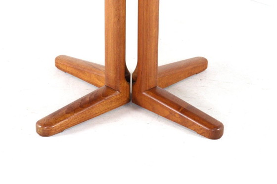 Image 1 of Deense ronde 2x verlengbare eettafel gerestaureerd vintage teak