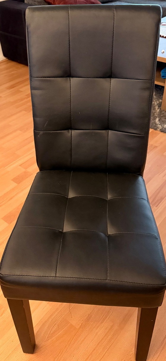 Image 1 of Dining table with 6 chairs