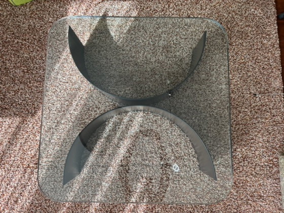 Image 1 of Auténtica mesa de centro cuadrada de los años 70 con tapa de cristal.