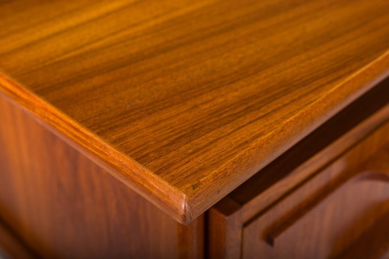 Image 1 of Scrivania Boomerang in teak danese di IMHA Mobelfabrik