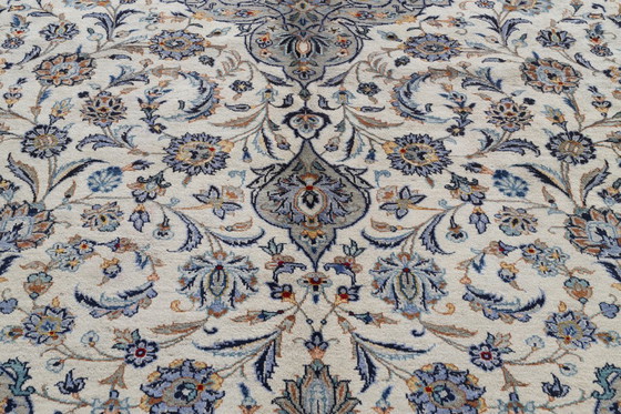 Image 1 of Perzisch tapijt Kashan, gesigneerd, 4,20 x 3,15 cm, Oosters tapijt, fijn, nr. 24607