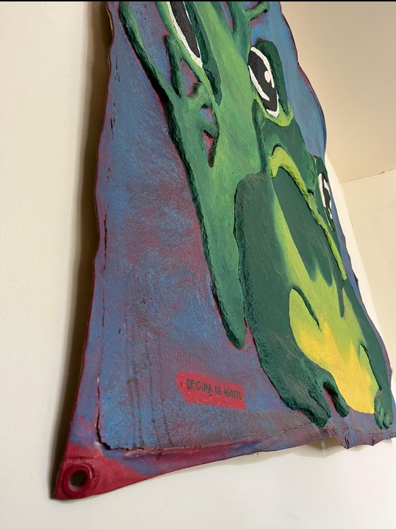 Image 1 of Grande œuvre d'art textile sculpturale « Deux grenouilles » – Oficina de Agosto, Brésil