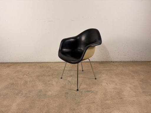 Poltrona Dax di Charles e Ray Eames per Herman Miller, anni '60