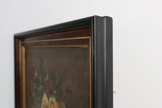 Image 1 of Nature morte vintage représentant un vase avec des fleurs, France ca. 1940