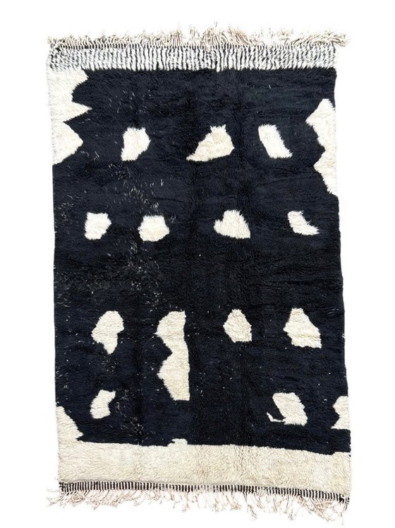 Image 1 of Black and White Moroccan Rug 200x300 cm- Hand Made Berber Wool Rug