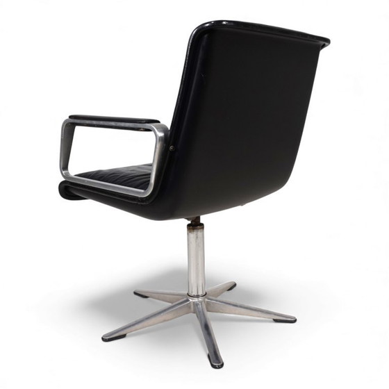Image 1 of Sedia girevole da conferenza/pranzo Wilkhahn Delta in pelle di Delta Group, 1960