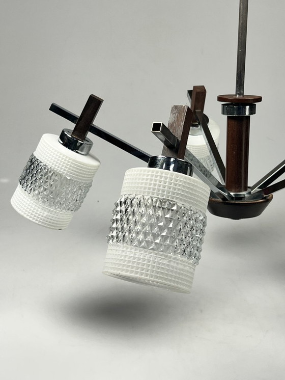 Image 1 of Vintage Kroonluchter, Chroom Met Glas En Hout, België 1970's