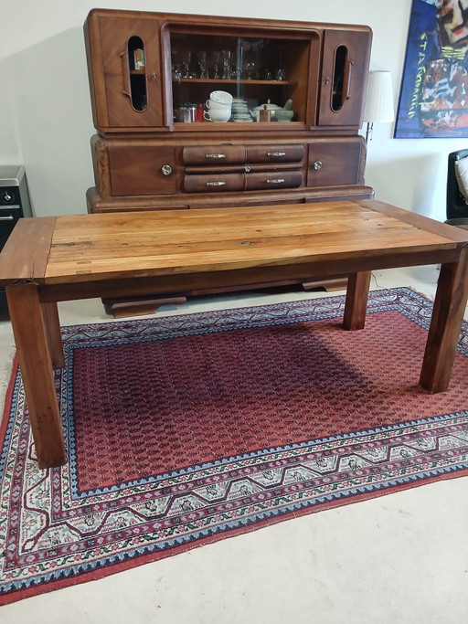 Mesa de comedor de teca