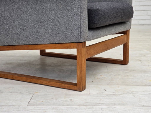 1960, design danese di Børge Mogensen per Fredericia Stolefabrik.