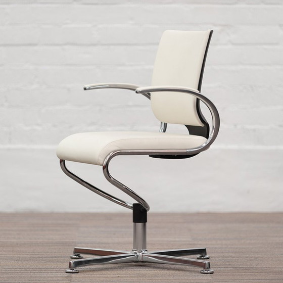 Image 1 of Dauphin In Touch 5409 Vergaderstoel