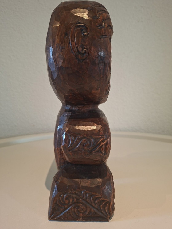 Unique Hand-Carved Māori Tekoteko Sculpture, Signed by Ropata (, Wood, Other, Brown (photo 9 of 13)
