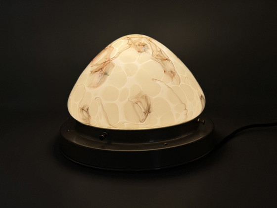 Image 1 of Vintage gemarmerde plafondlamp - elegantie in glas en metaal